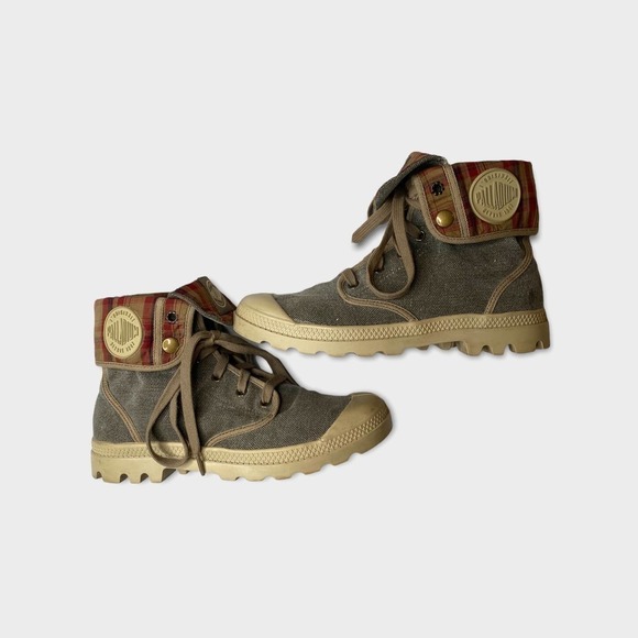 Palladium Shoes - PALLADIUM Baggy Canvas Plaid Foldover Boot Size 8.5